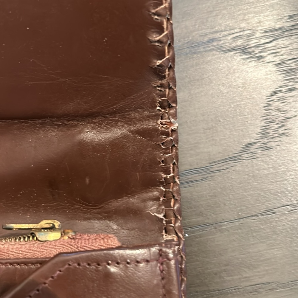 Vintage Alligator Clutch Bag with Handle Top - Picture 8 of 8
